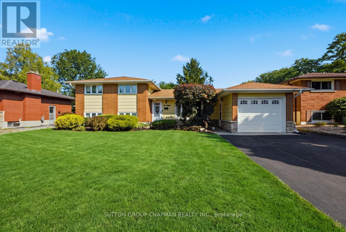 68 HAWKESBURY AVENUE, London East (East D)