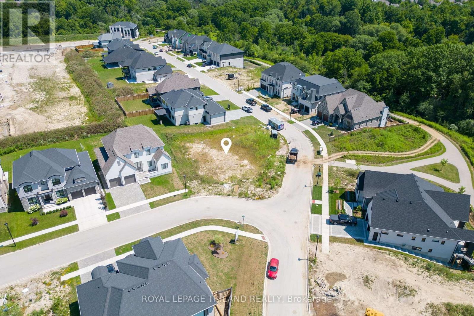 2146 ROBBIES WAY, London North (North R)