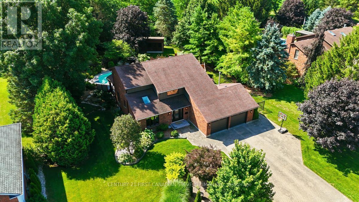 128 SALISBURY DRIVE, Middlesex Centre (Birr)