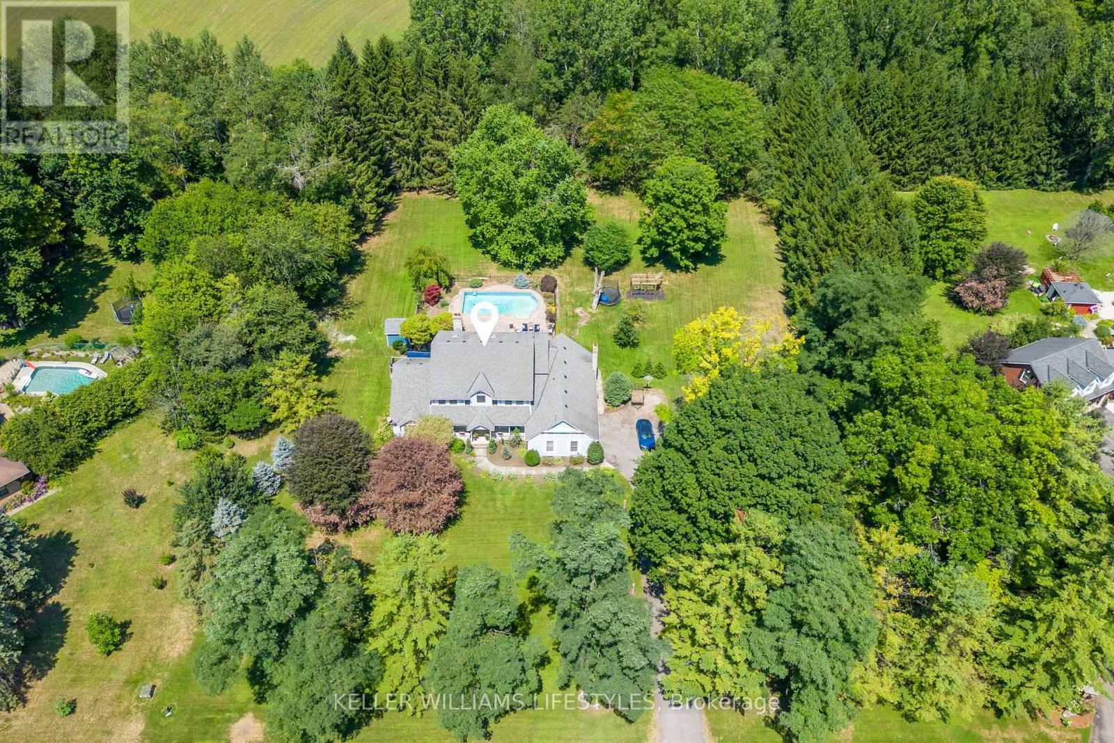 14 LANSDOWNE PARK CRESCENT, Middlesex Centre