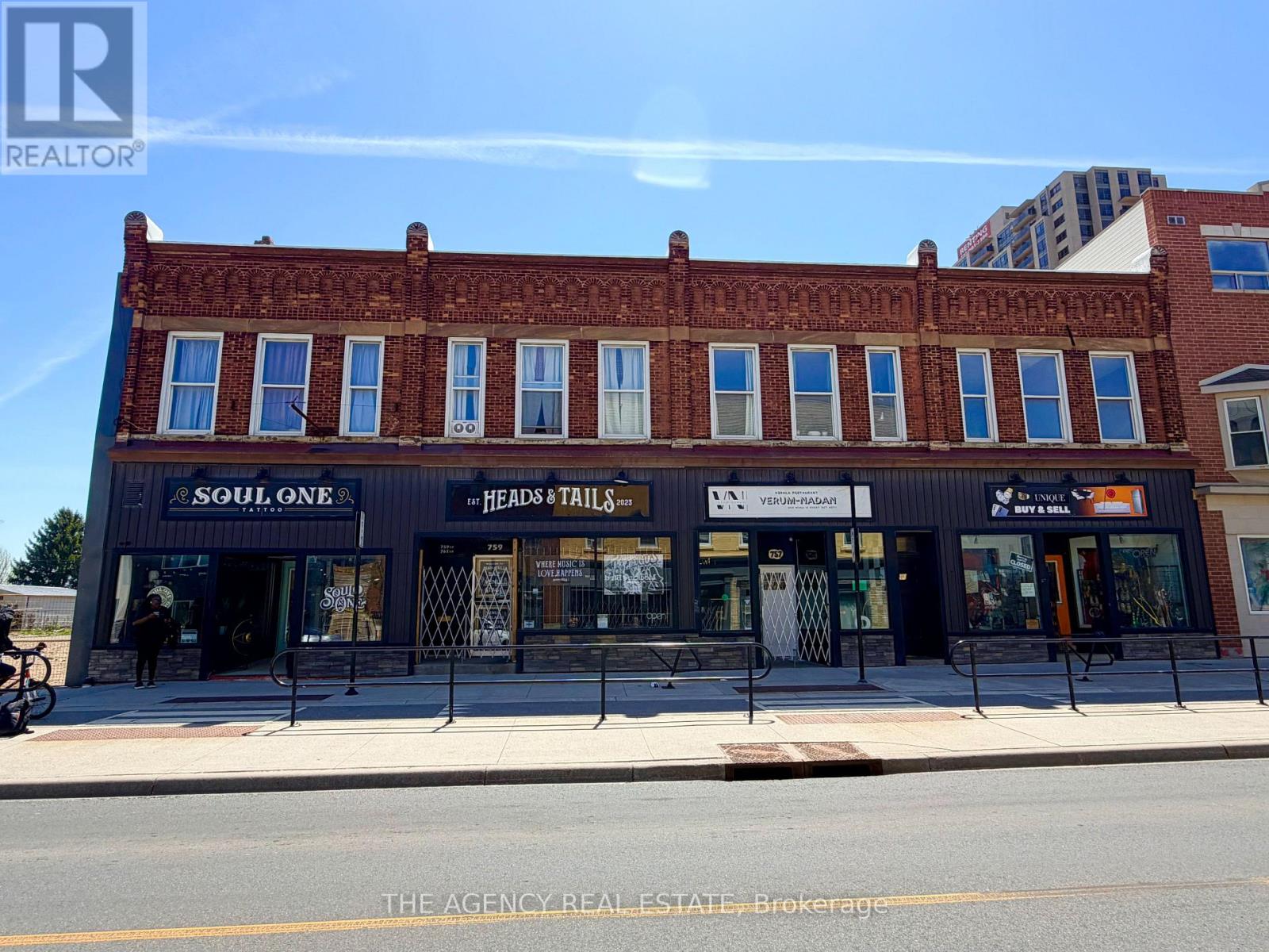 761 DUNDAS STREET, London East (East G)