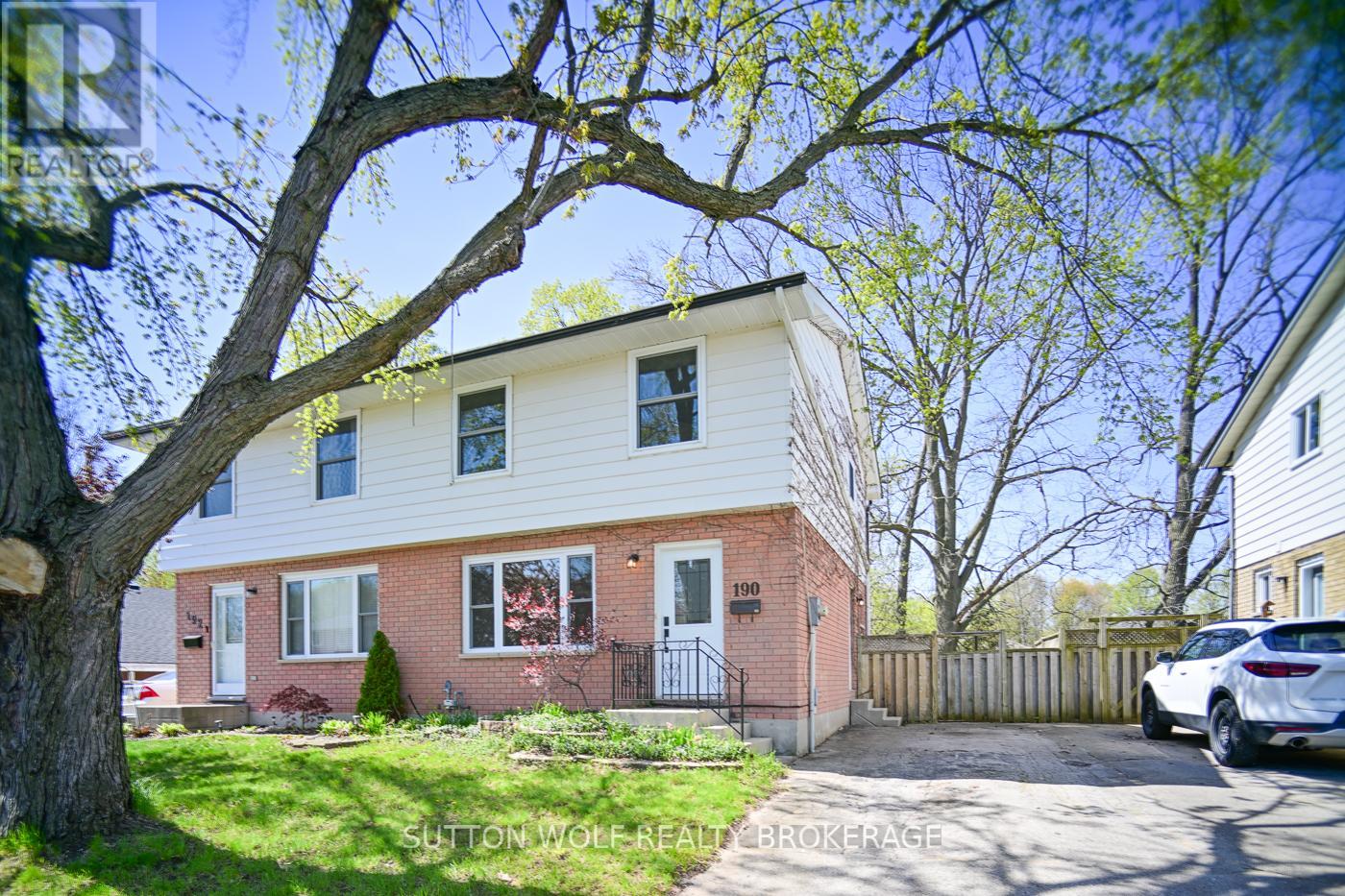 190 SOUTHFIELD DRIVE, Strathroy-Caradoc (SW)