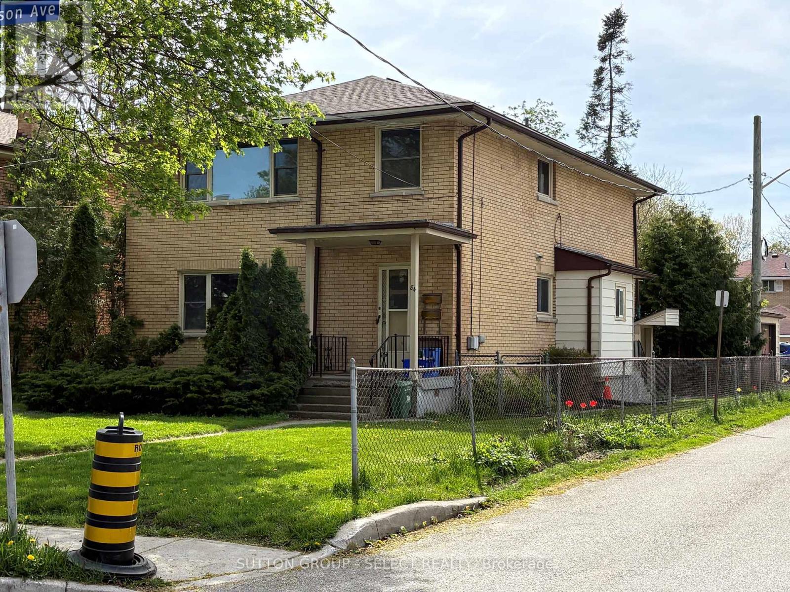84 WILSON AVENUE, London North (North N)
