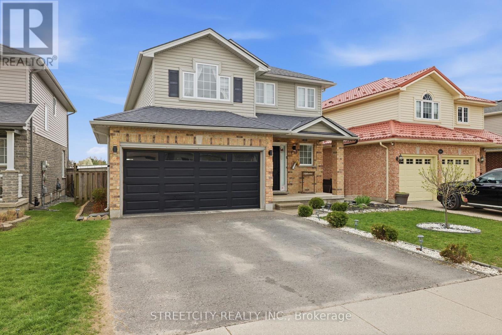 1261 NICOLE AVENUE, London North (North C)