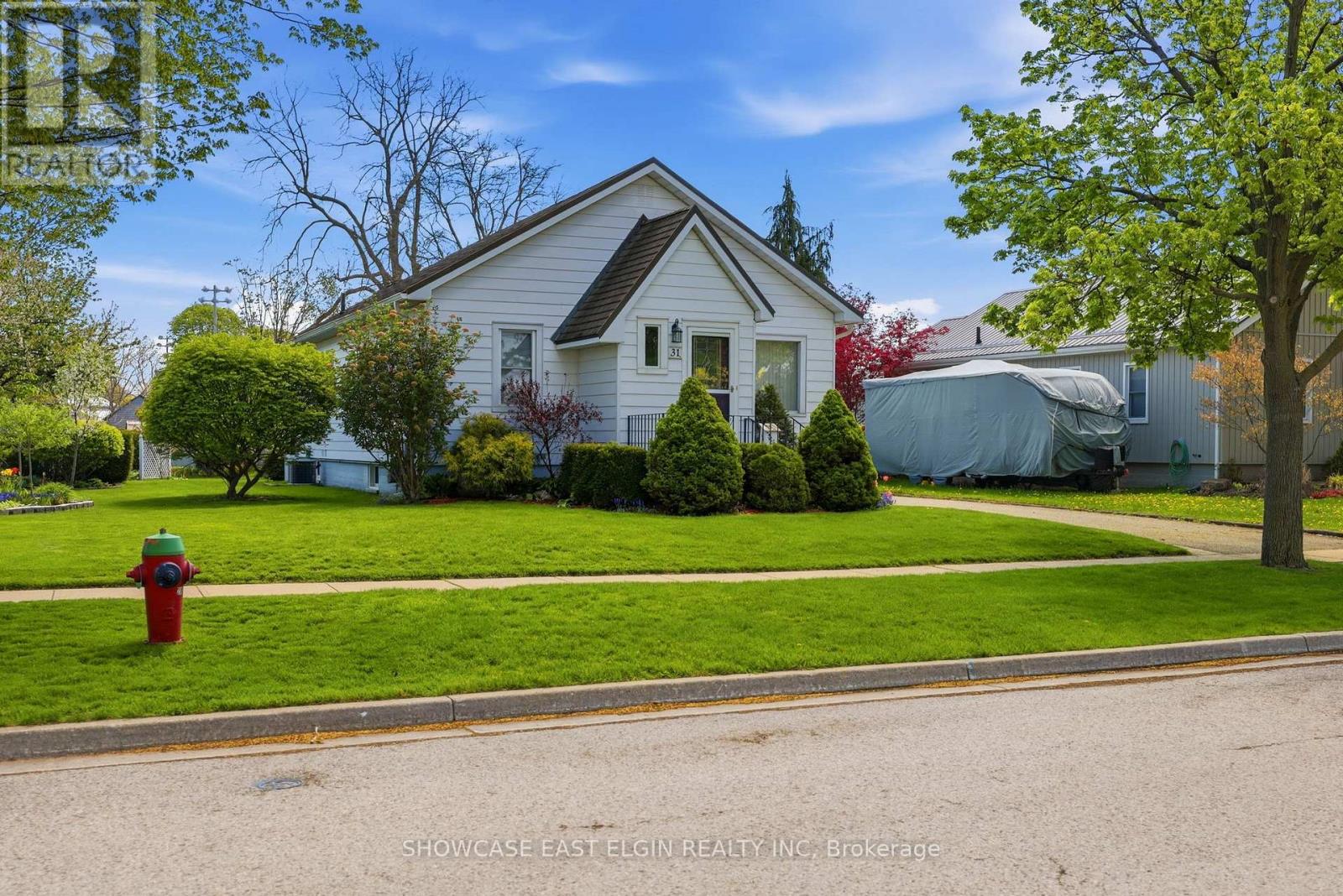 31 PARK STREET, Aylmer