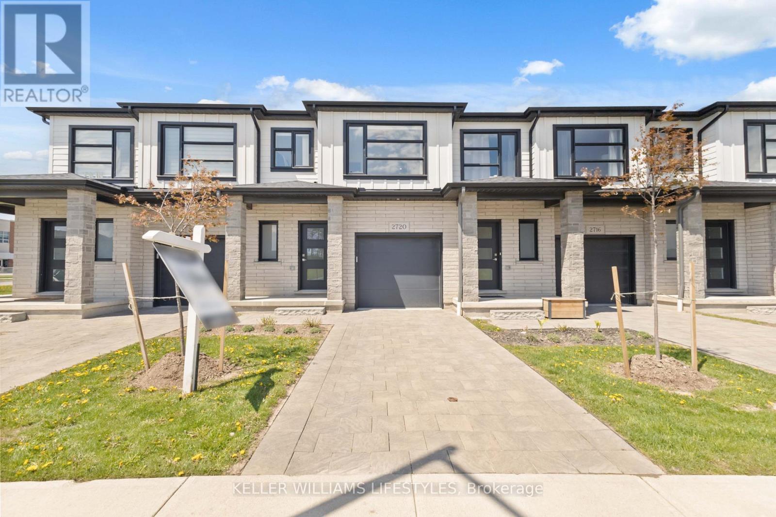 11 - 2720 BUROAK DRIVE, London North (North S)