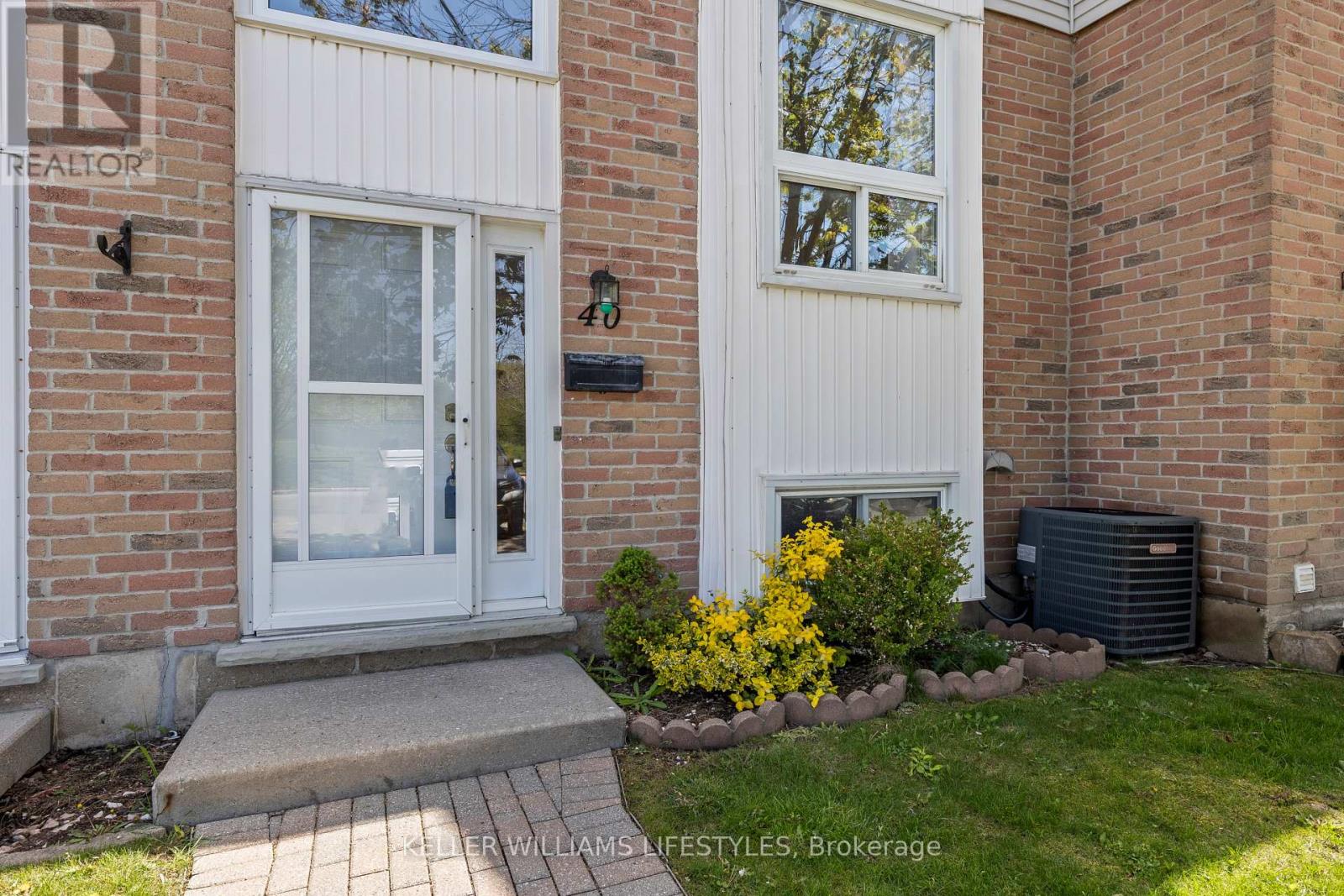 40 - 110 DEVERON CRESCENT, London South (South T)