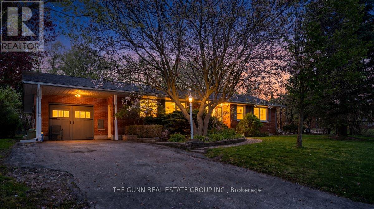 38 WYCHWOOD PARK, London North (North J)