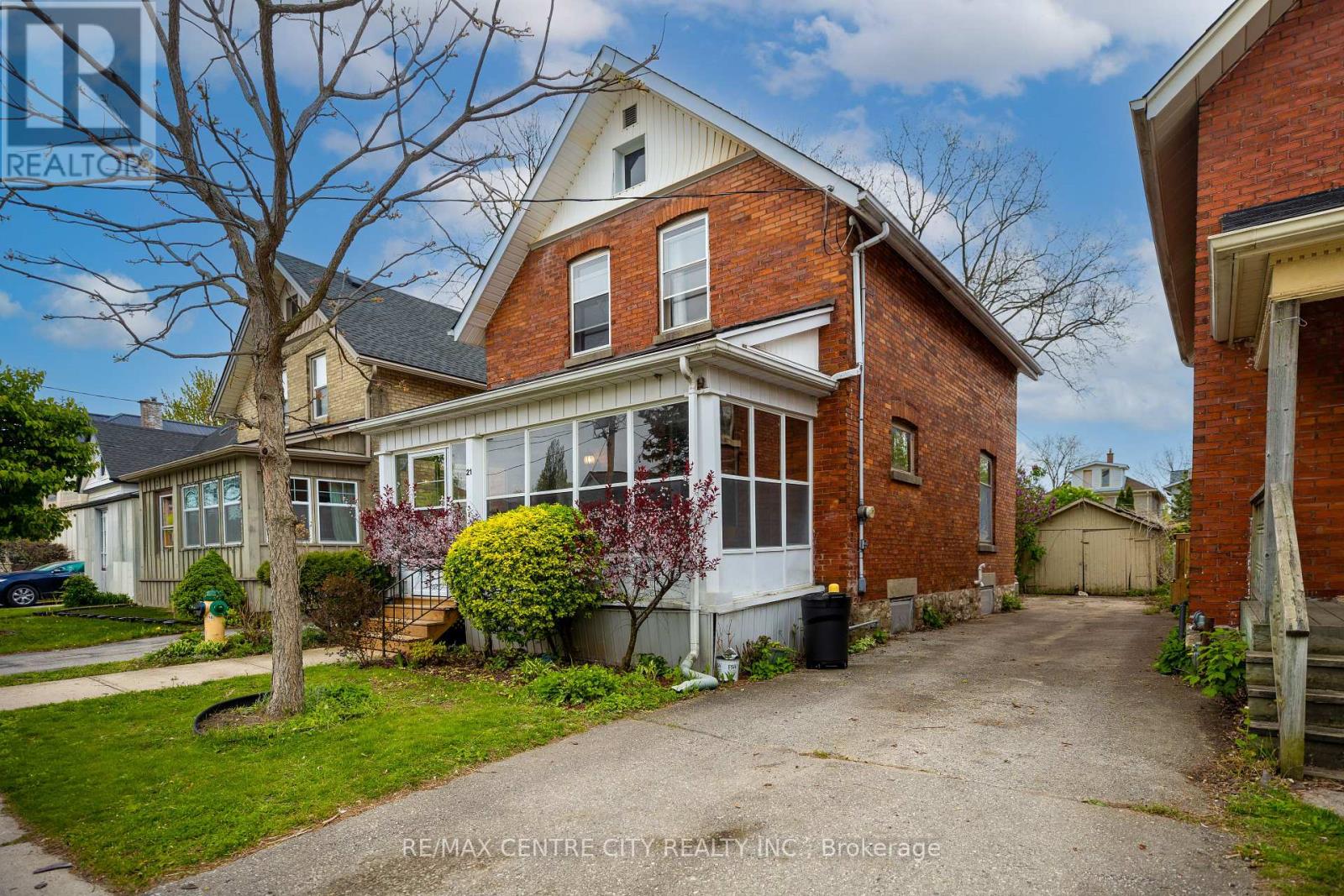 21 ERIE STREET, St. Thomas
