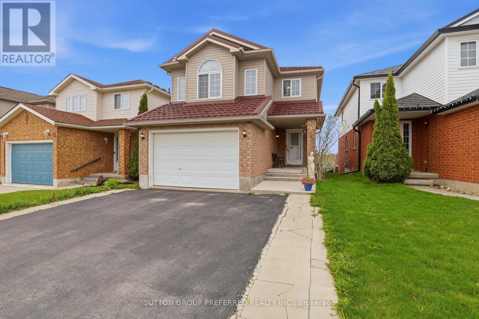 187 HOLLYRIDGE CRESCENT, Kitchener