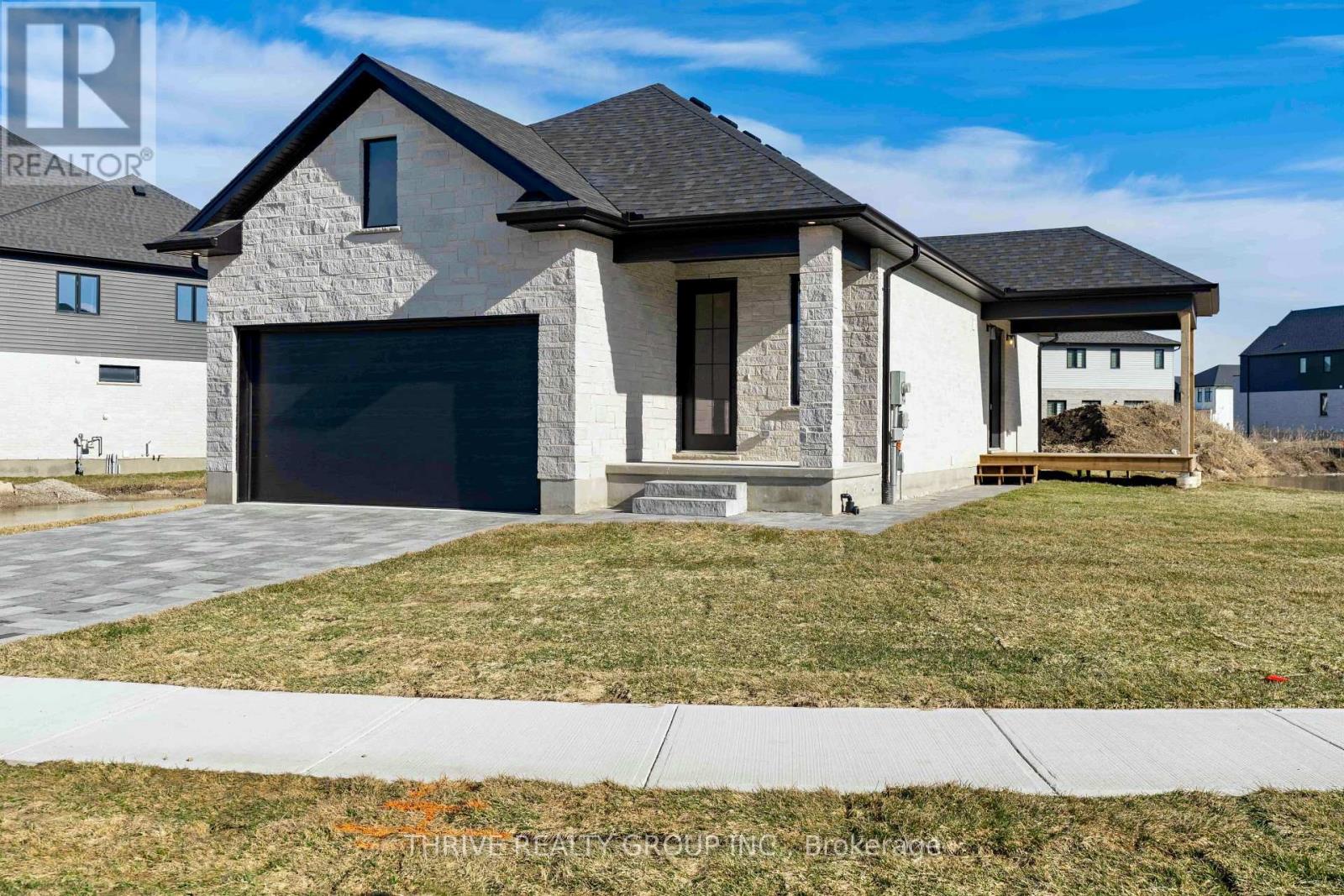 3897 BIG LEAF TRAIL, London South (South V)