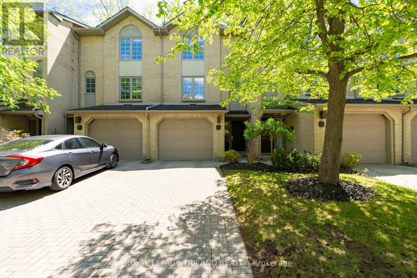 4 - 1399 COMMISSIONERS ROAD W, London South (South B)