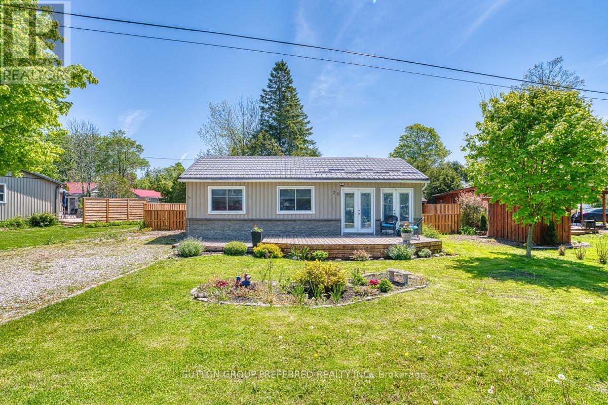 20 BLUEWATER DRIVE, Central Huron (Goderich)