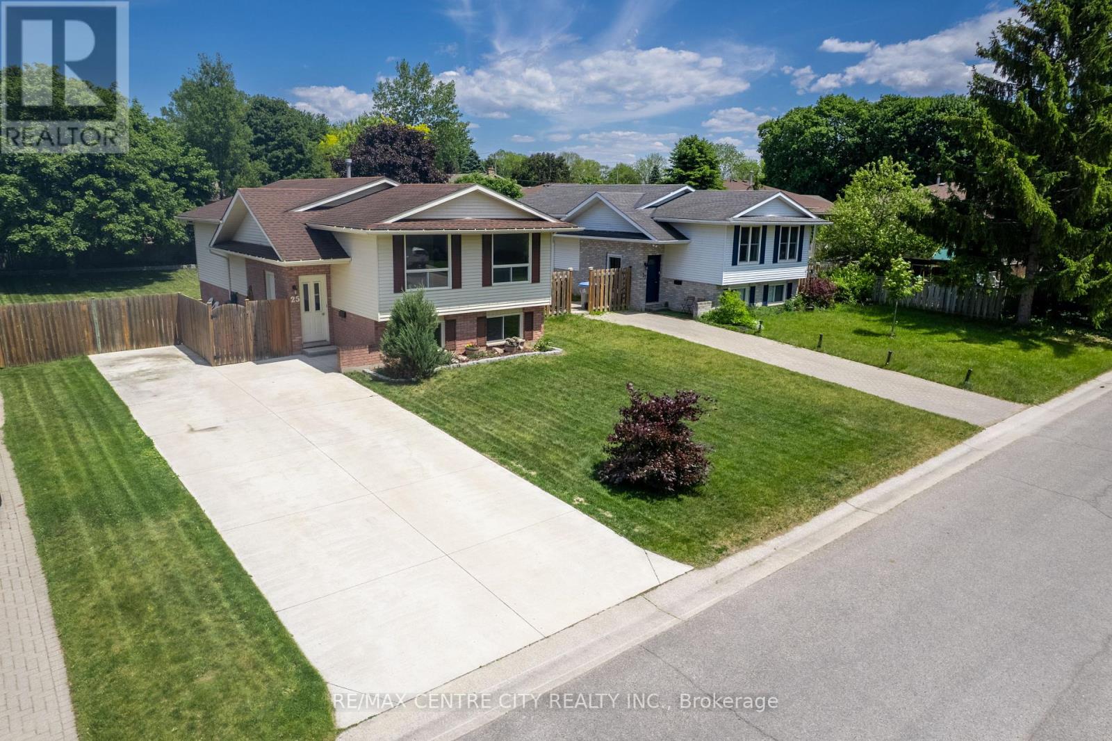 25 PEARSON AVENUE, Strathroy-Caradoc (SW)