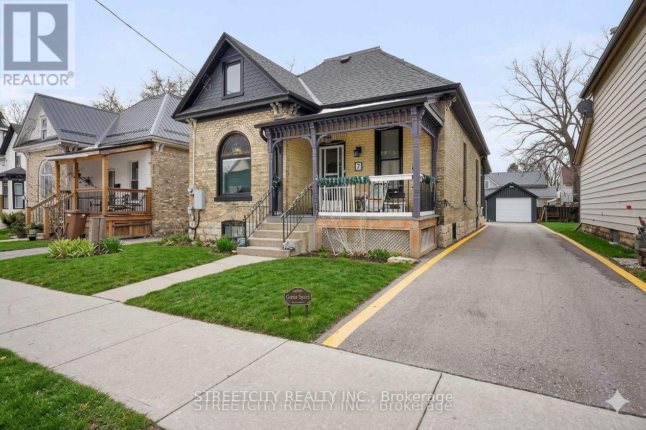 7 MYRTLE STREET, St. Thomas