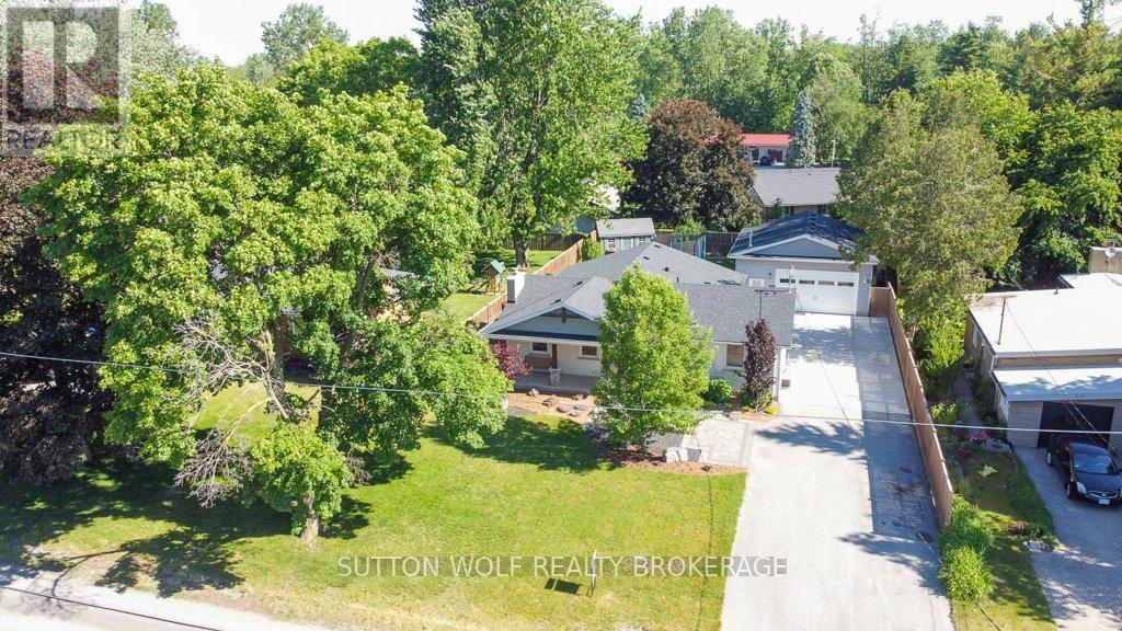 251 FRONT STREET E, Strathroy-Caradoc (NE)