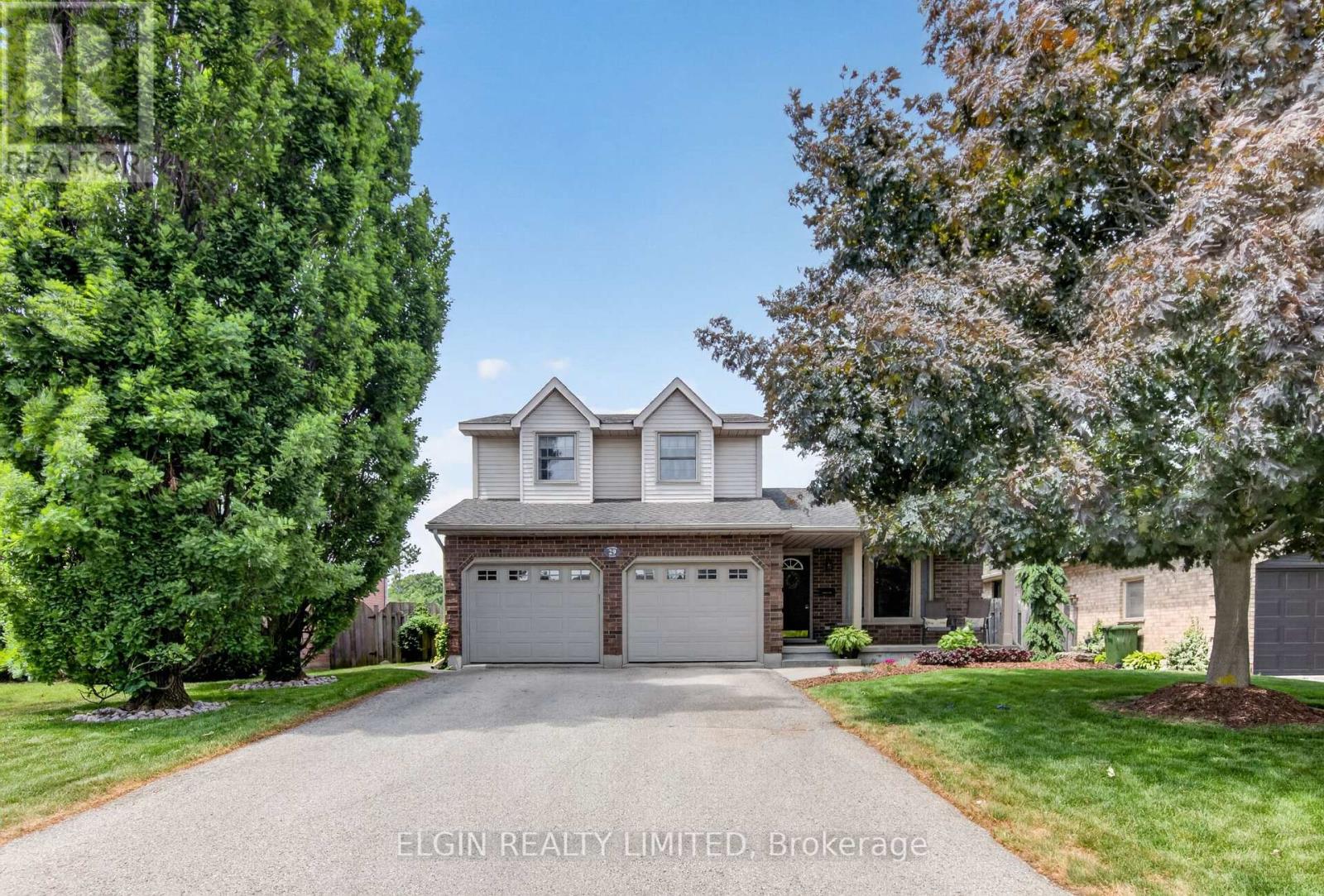29 TREVITHICK TERRACE, St. Thomas