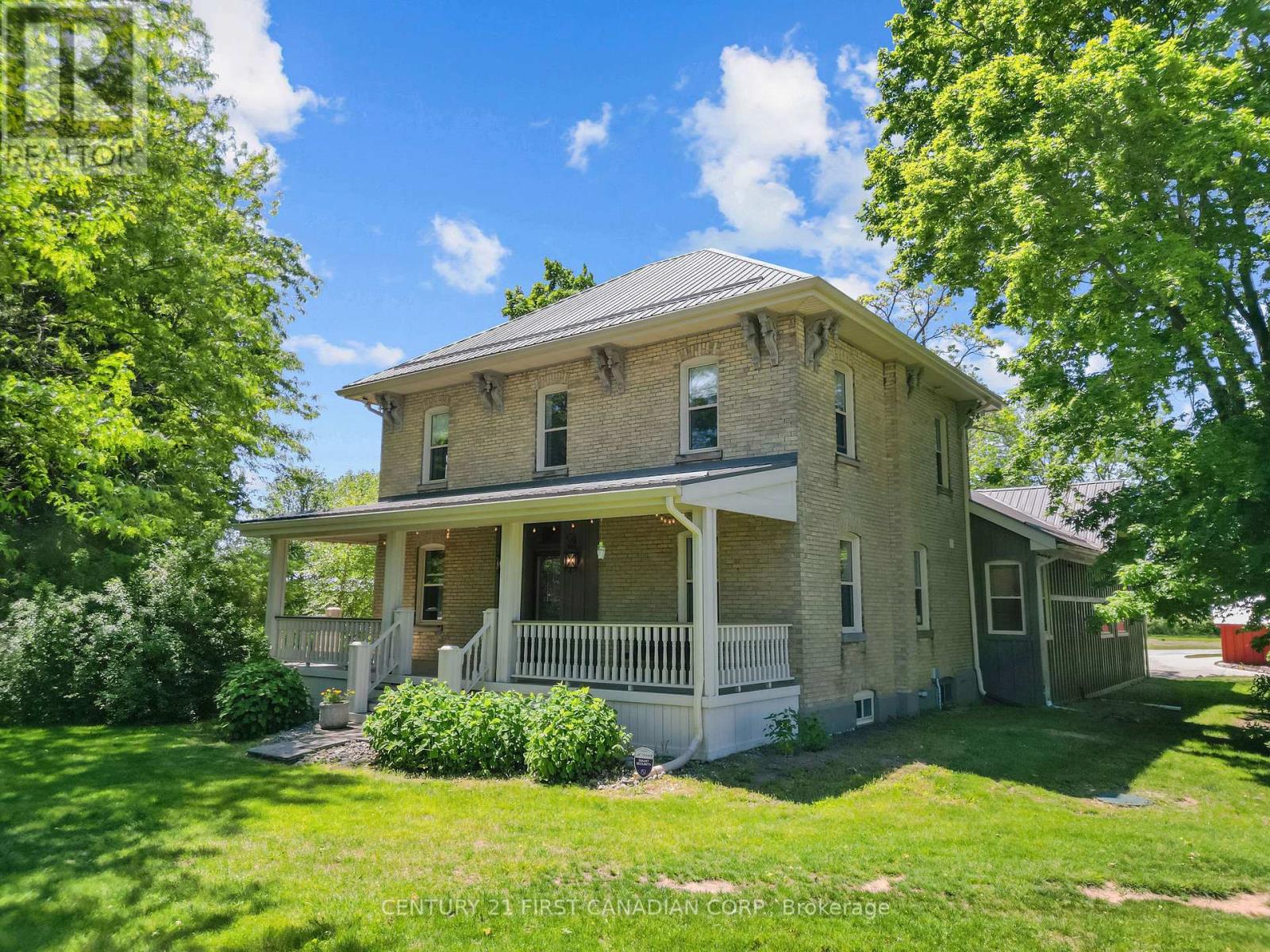 8346 PARKHOUSE DRIVE, Strathroy-Caradoc (Mount Brydges)