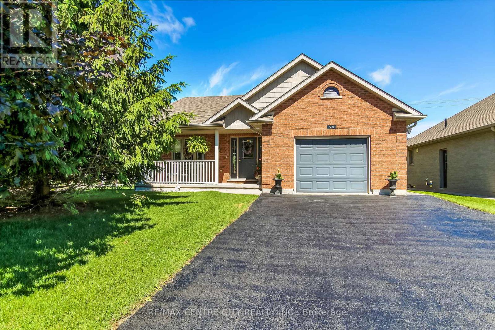 34 LIGHTBOURNE AVENUE, Stratford