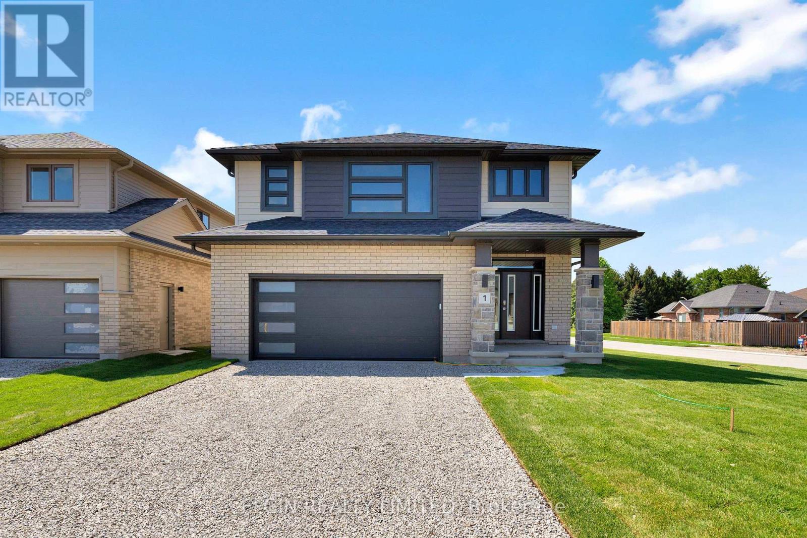 1 FINCH STREET, Tillsonburg