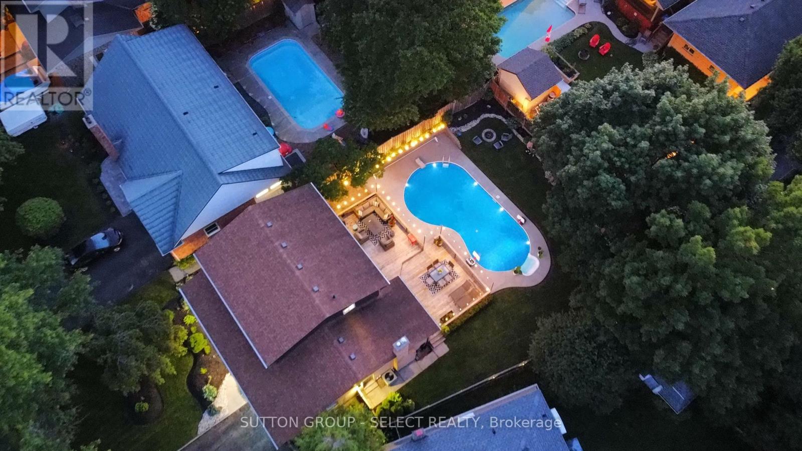 25 HAVENRIDGE CRESCENT, London North (North P)