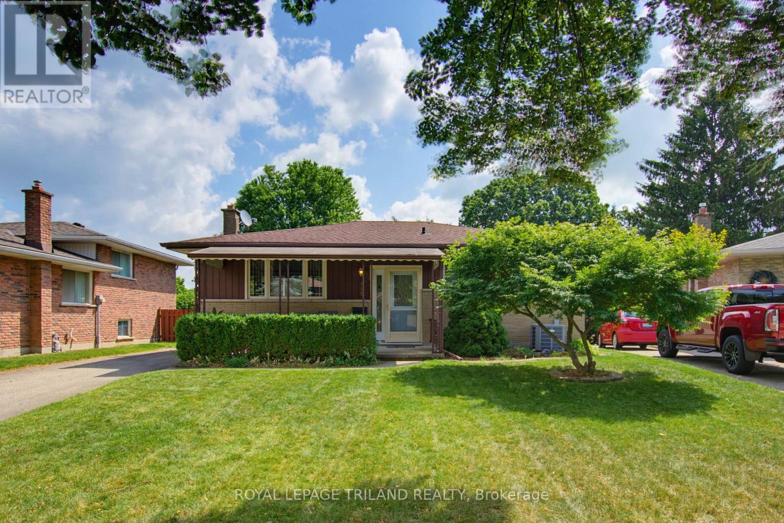 115 CHAMPLAIN CRESCENT, London East (East I)