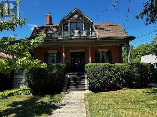 274 HURON STREET, London East (East B)