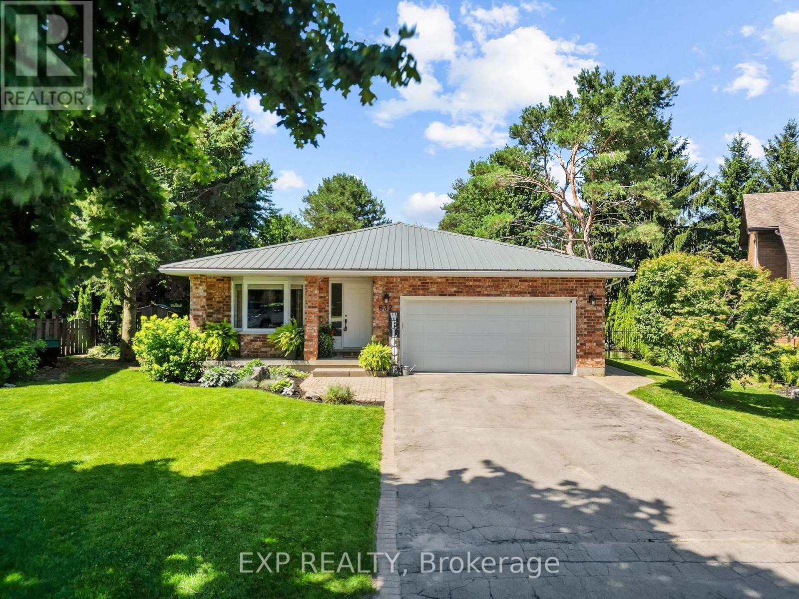 632 HOOVER PLACE, Strathroy-Caradoc (Mount Brydges)
