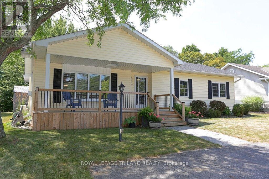 348 SHANNON BOULEVARD, South Huron (Stephen)