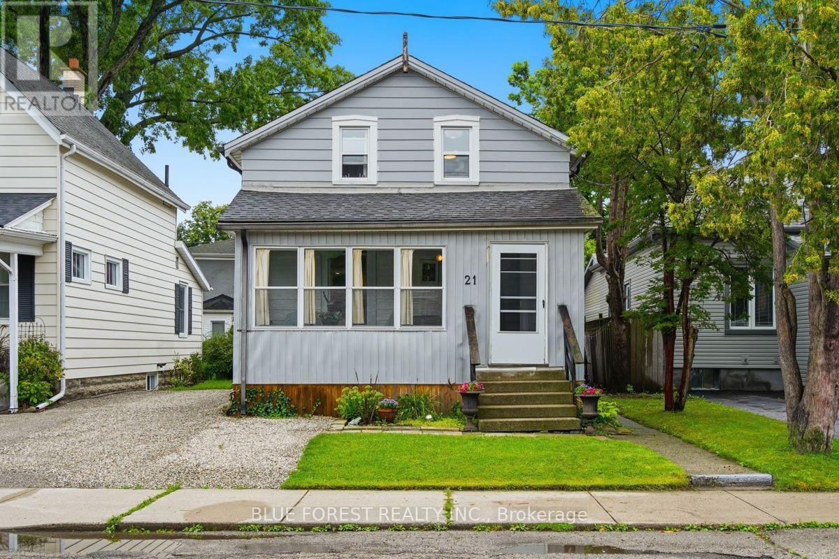 21 ISABEL STREET, St. Thomas