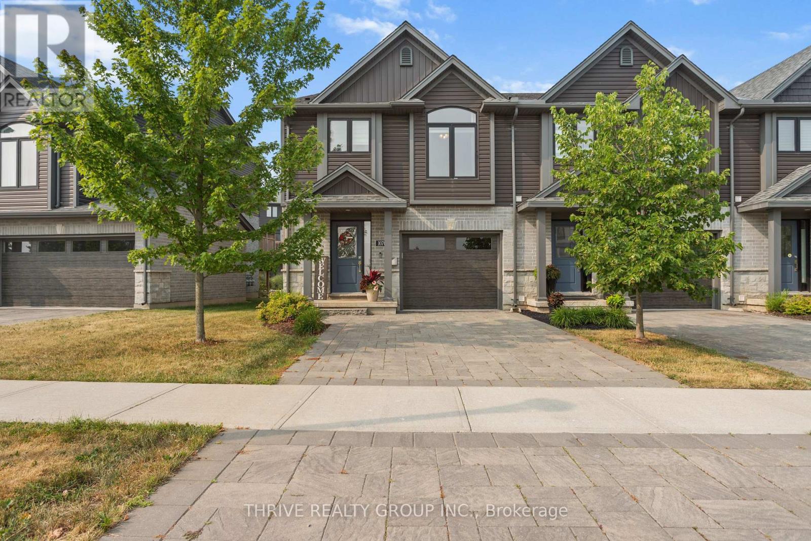 25 - 1070 MEADOWLARK RIDGE, London South (South U)