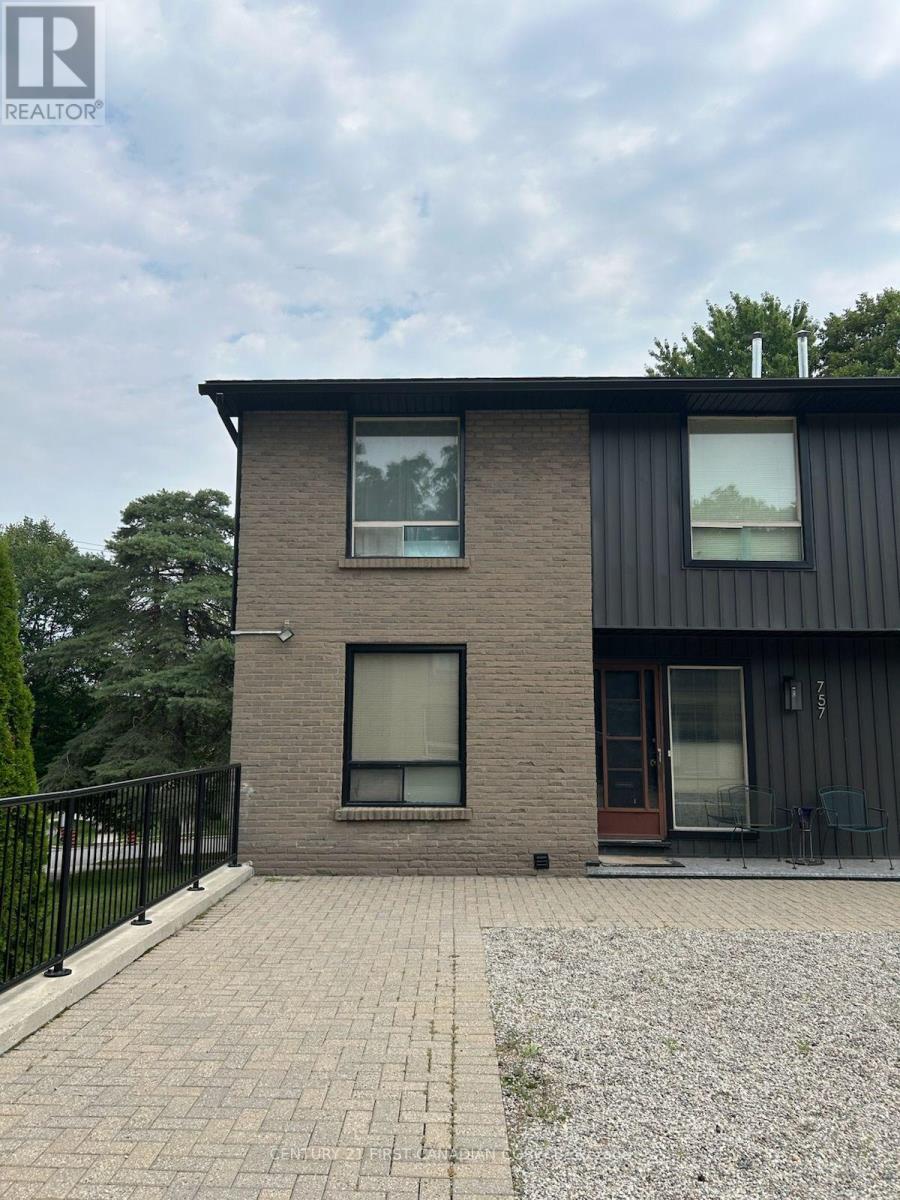 757 BERKSHIRE DRIVE, London South (South N)