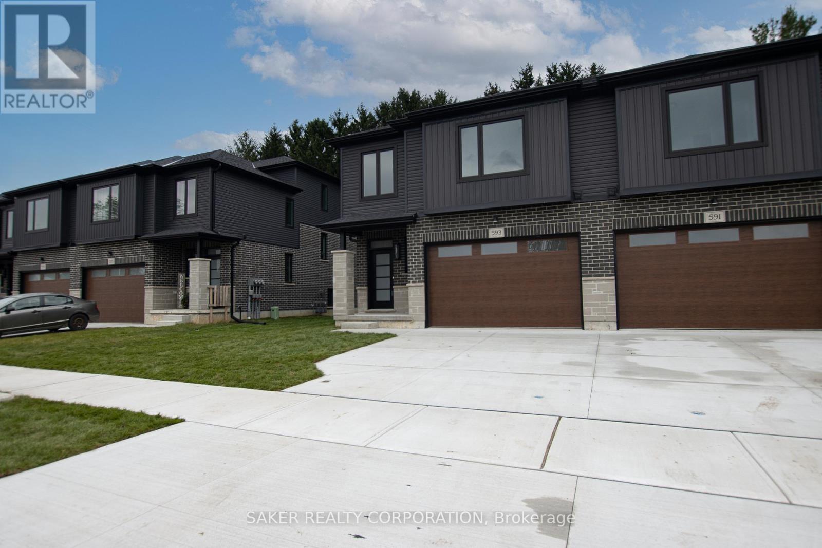 575 REGENT STREET, Strathroy-Caradoc (Mount Brydges)
