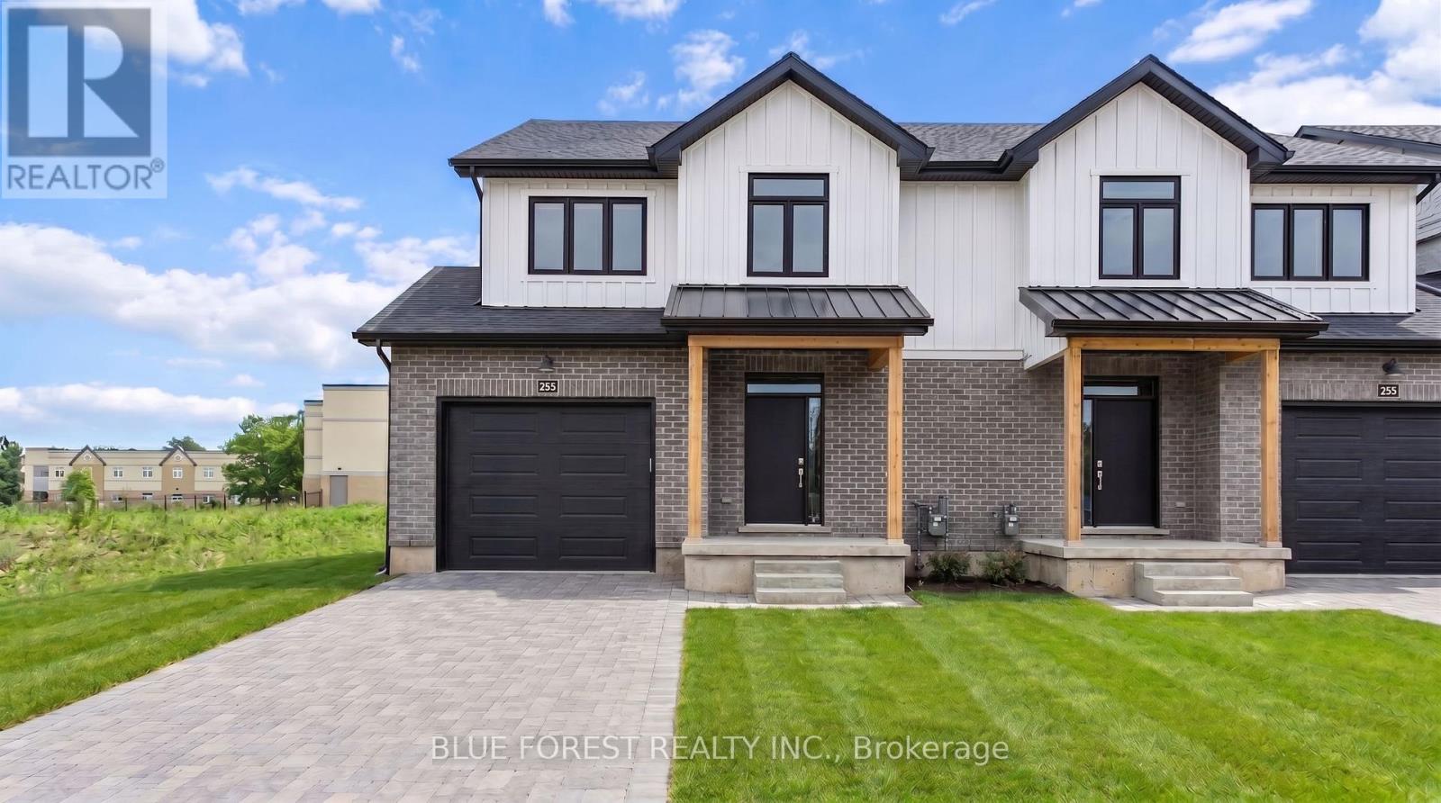 247 MCTAVISH STREET, Strathroy-Caradoc (NW)