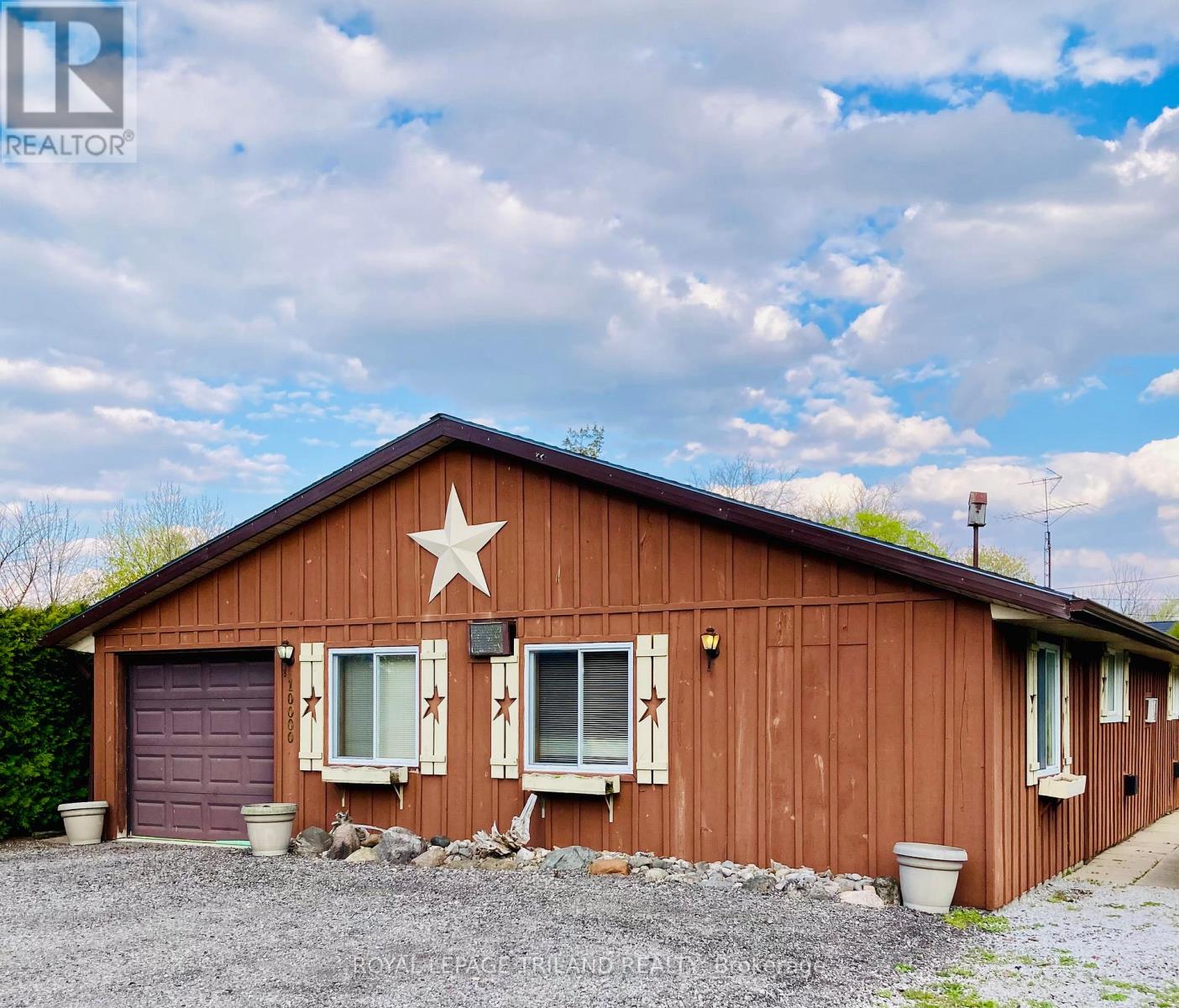 10000 ERIE STREET, Lambton Shores (Port Franks)