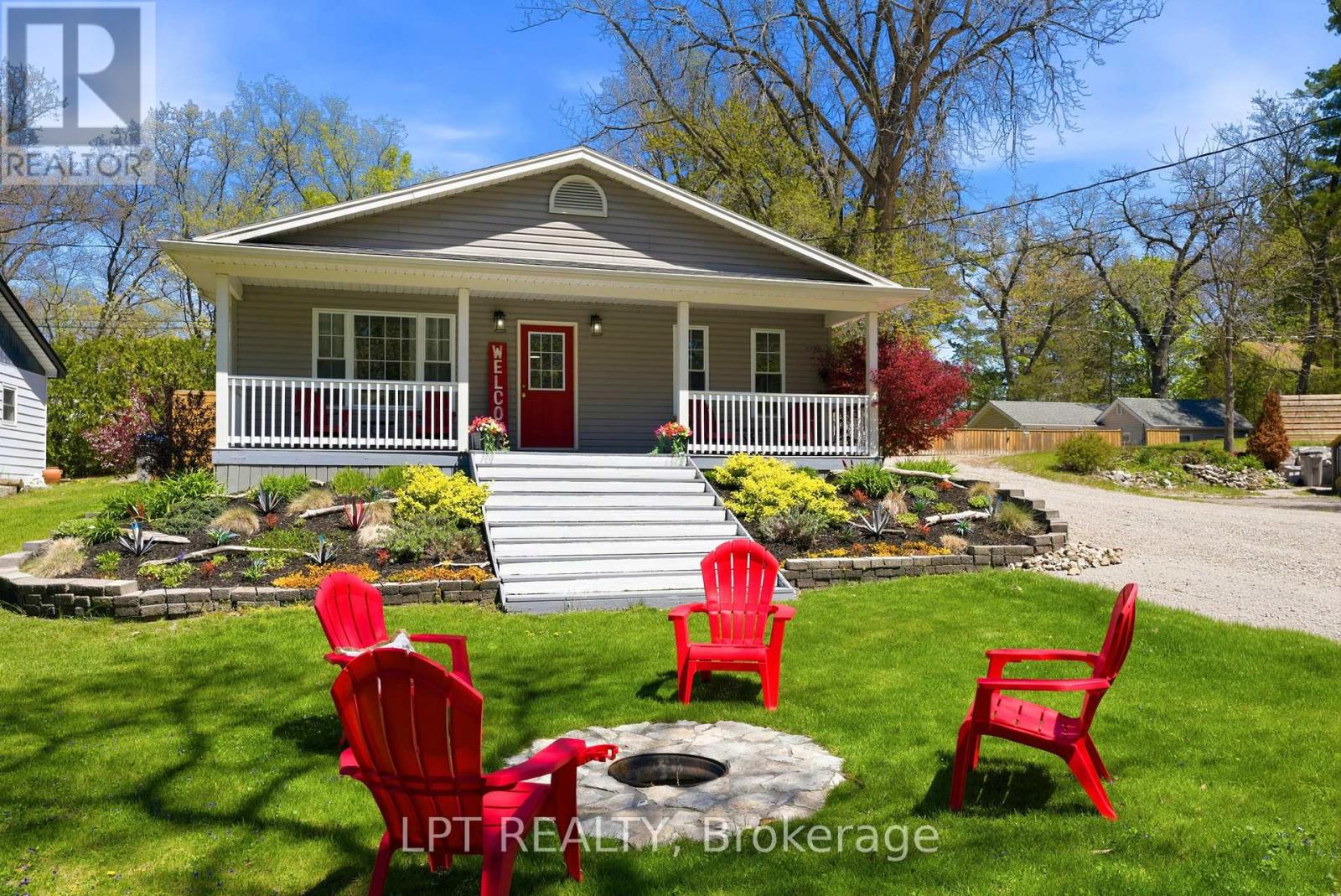 7652 RIVERSIDE DRIVE, Lambton Shores (Port Franks)