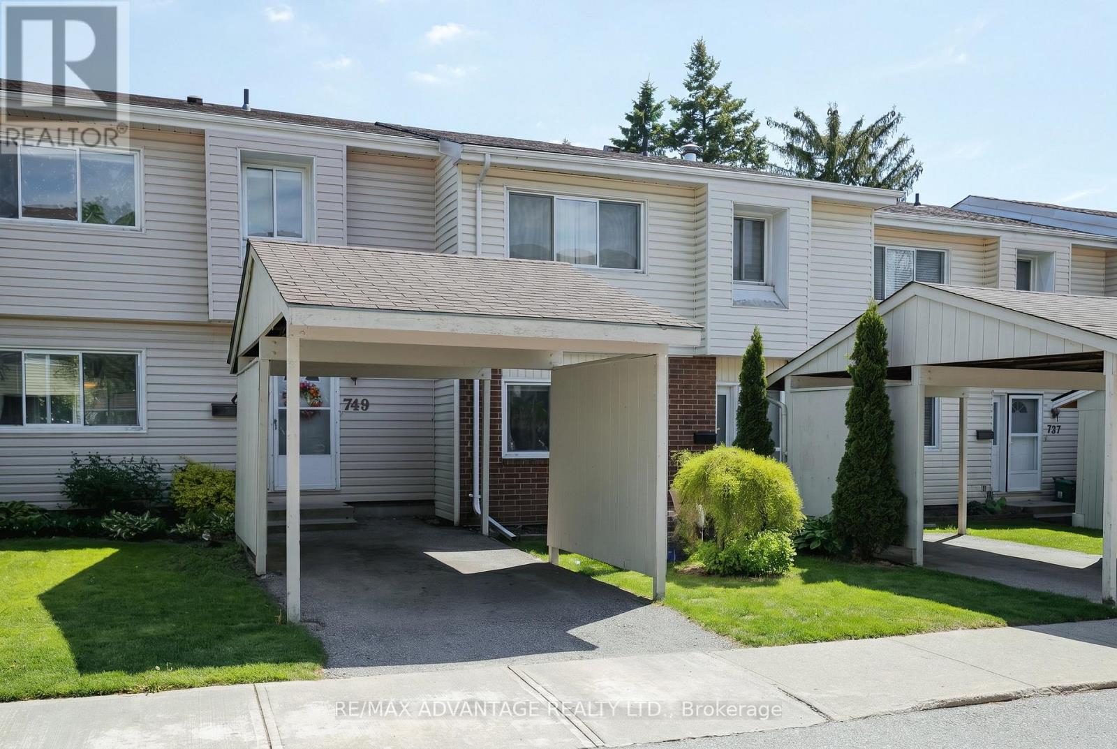 749 WILKINS STREET, London South (South R)