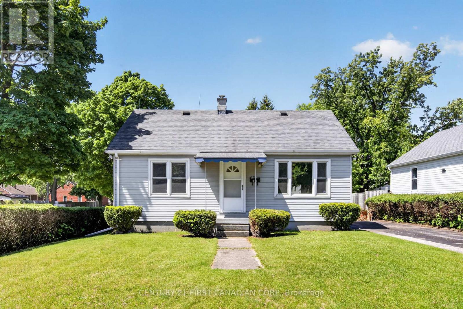 261 SHORT AVENUE, London East (East O)