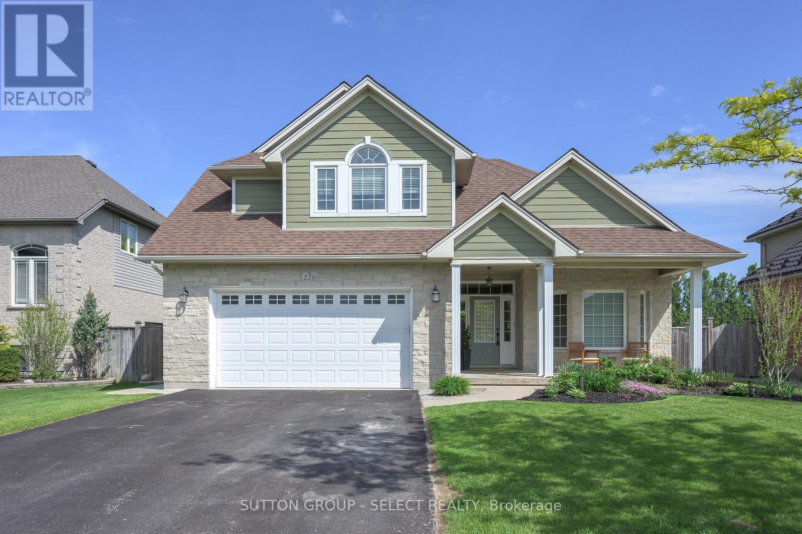 220 BOYD BOULEVARD, Zorra (Thamesford)