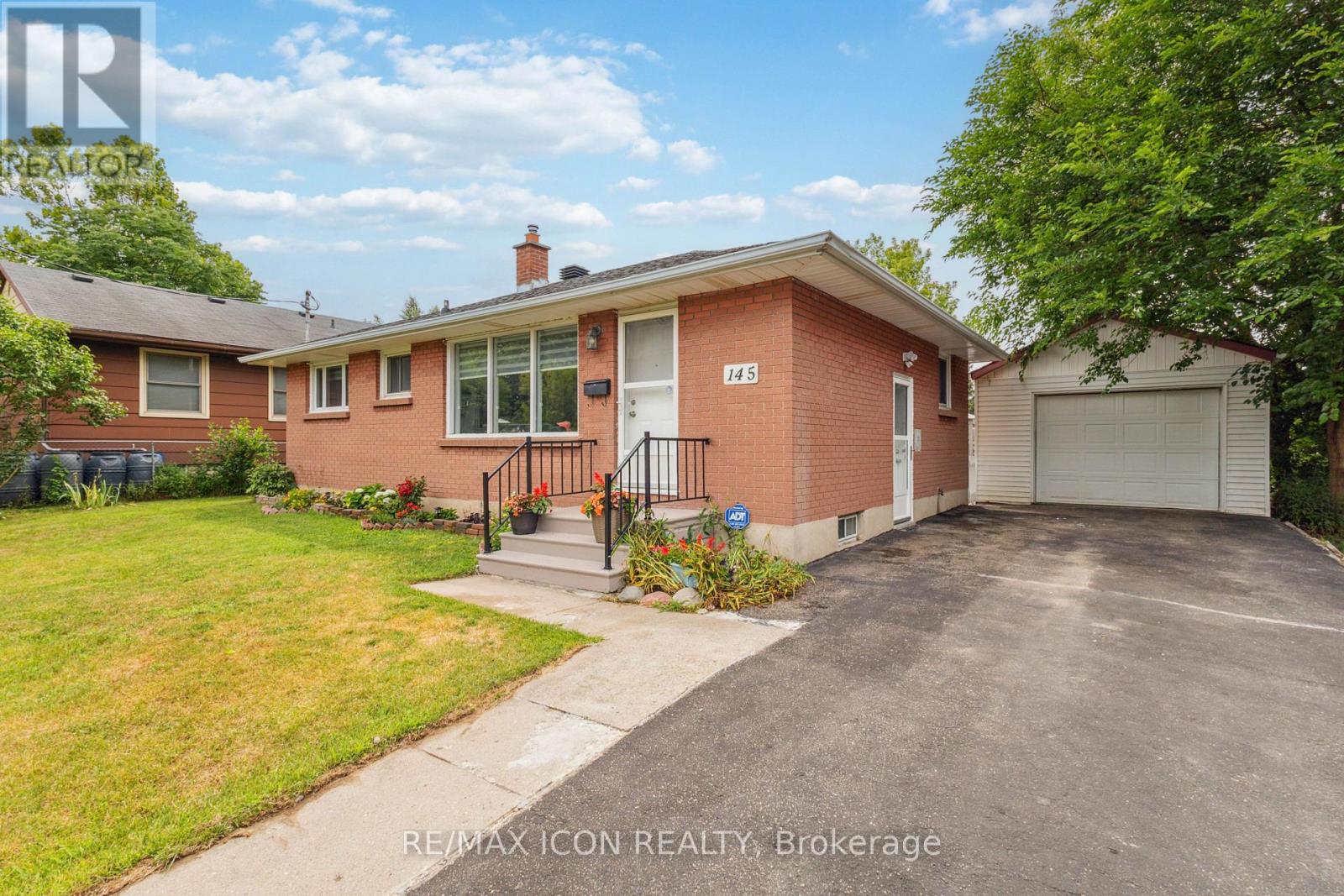 145 GLADSTONE AVENUE, London South (South J)