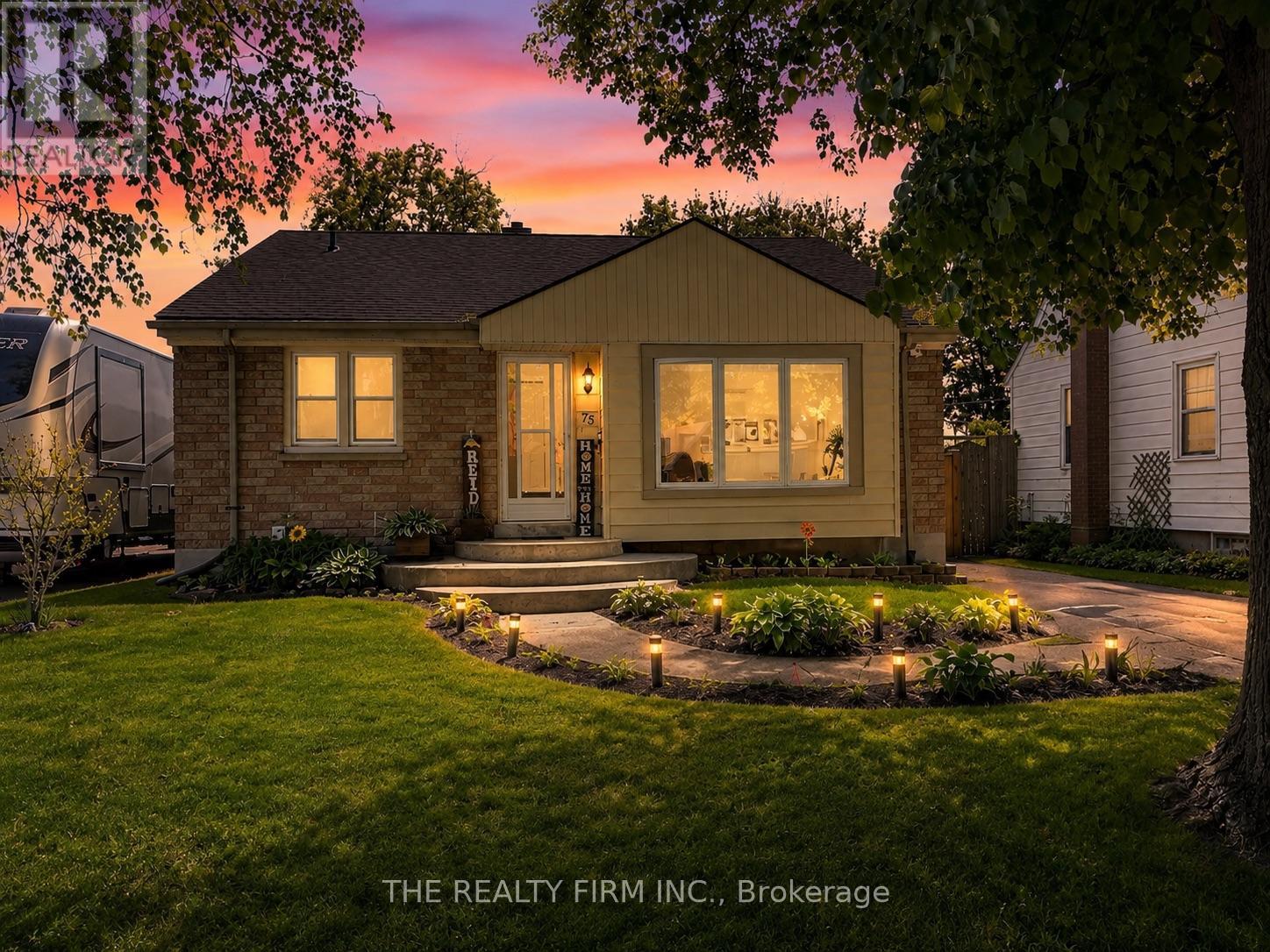 75 STEVENSON AVENUE, London East (East N)