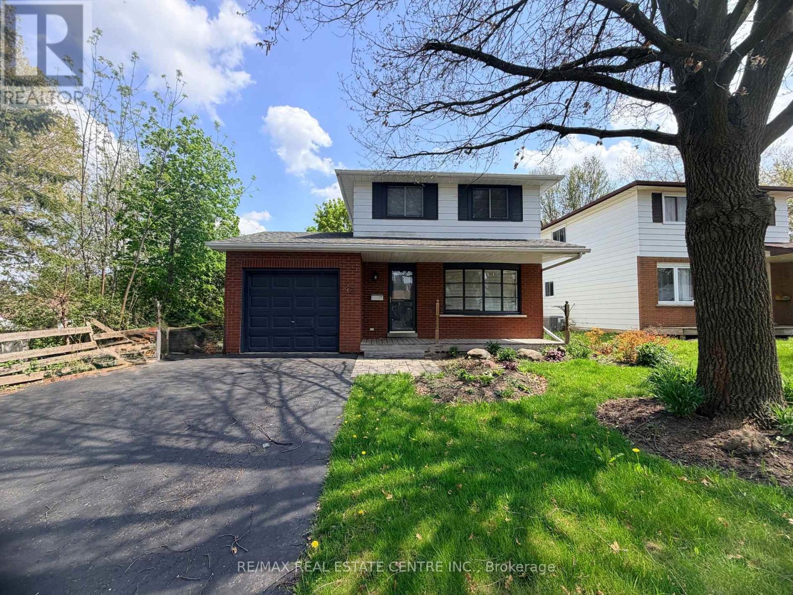 43 FOREST GLEN CRESCENT, Kitchener