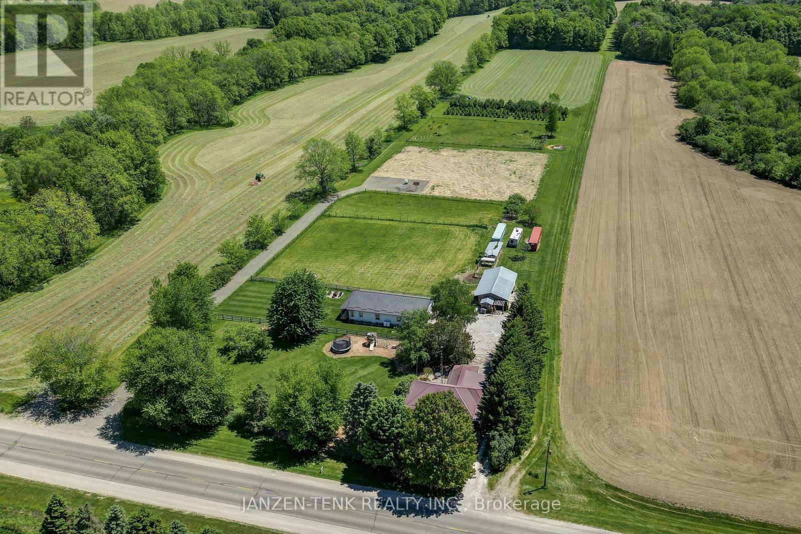 7782 QUAKER ROAD, Central Elgin