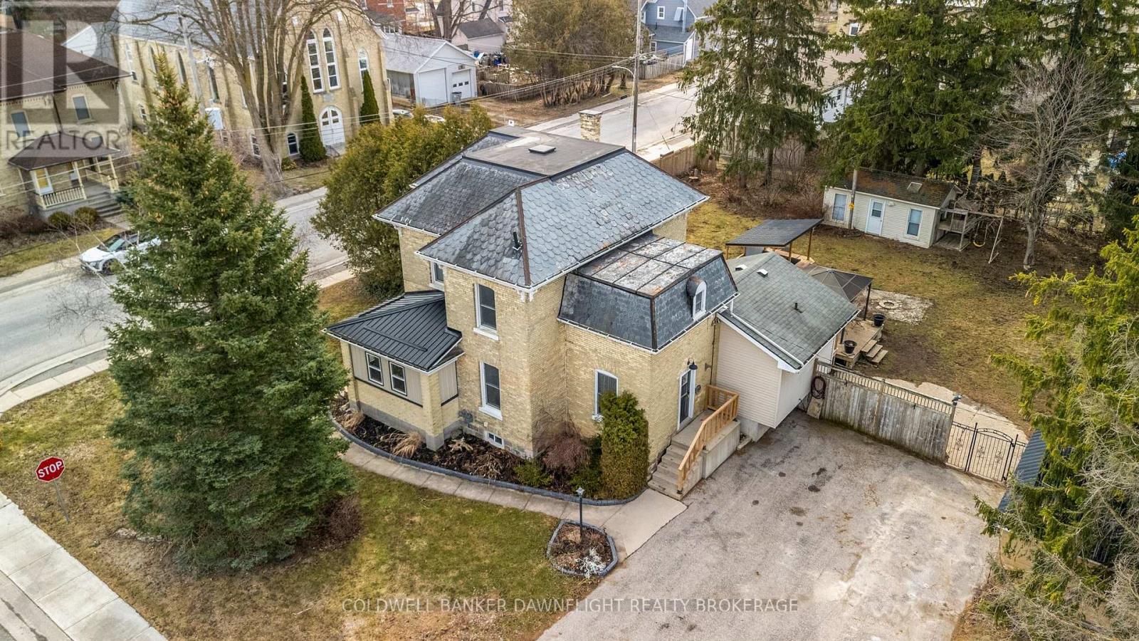 80 NELSON STREET, Bluewater (Hensall)