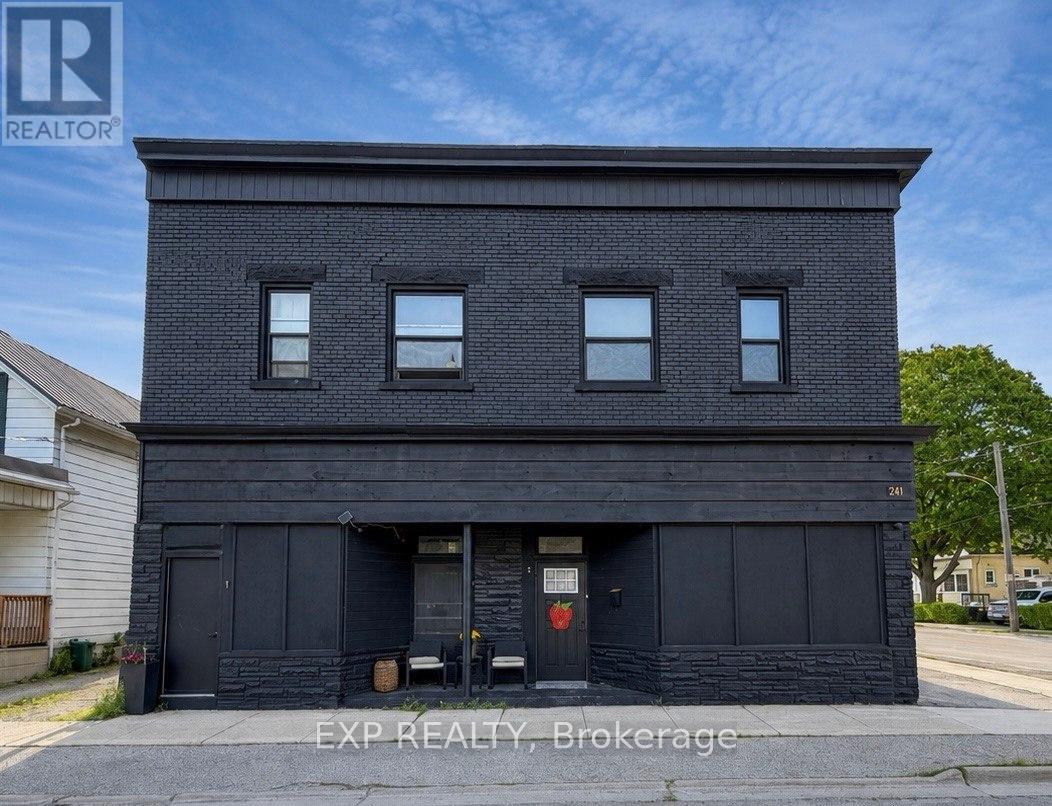 241 ROSS STREET, St. Thomas