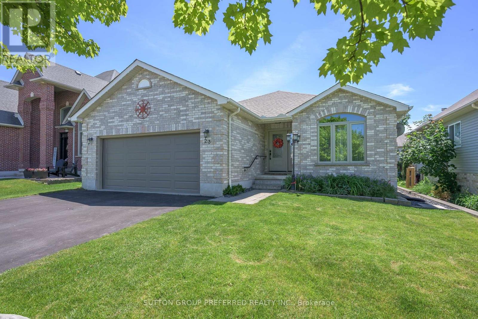 23 WOOD LILY LANE, Middlesex Centre (Ilderton)
