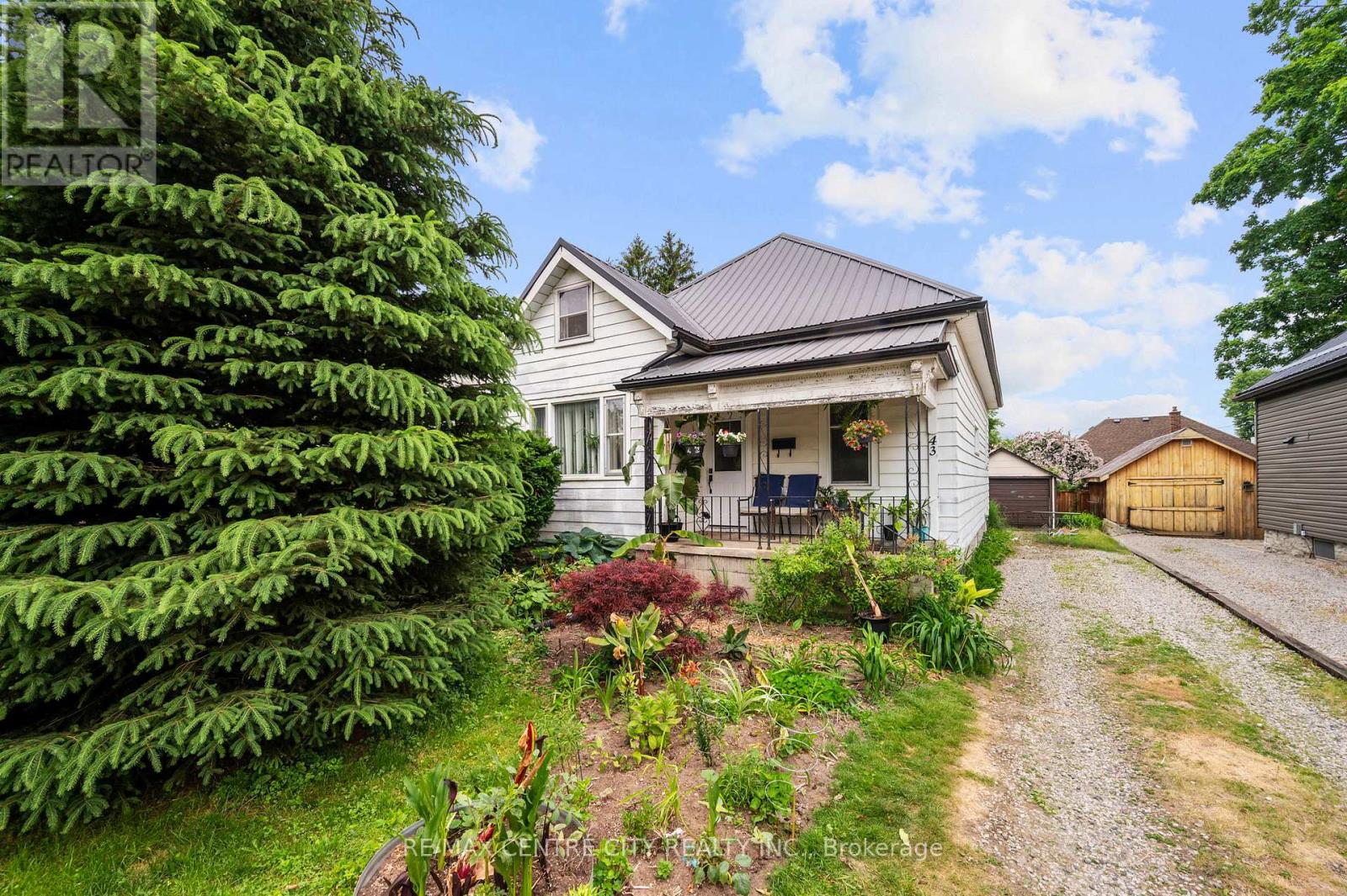 43 DEVONSHIRE PLACE, St. Thomas