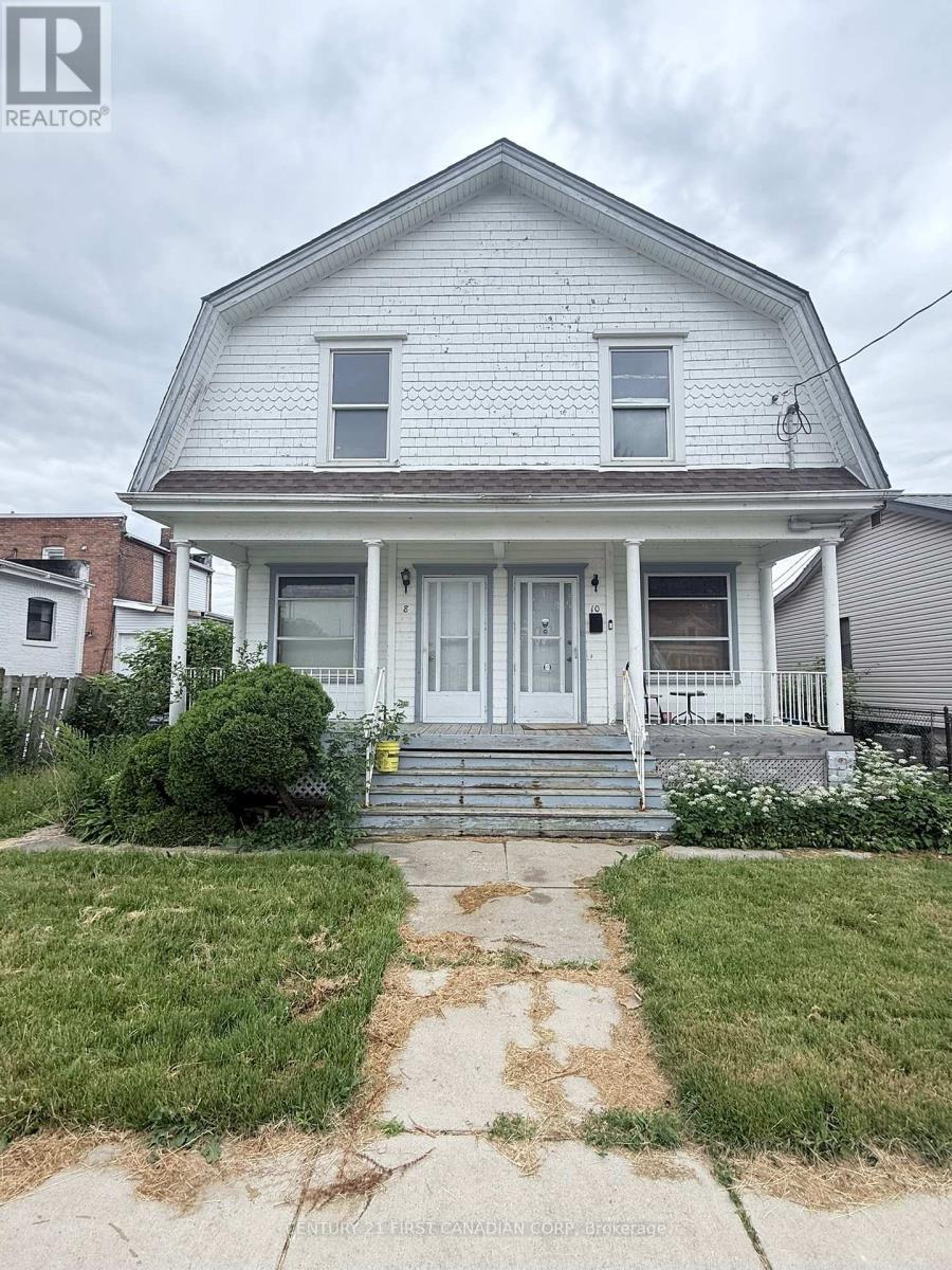 8-10 HILLYARD STREET, Chatham-Kent (Chatham)