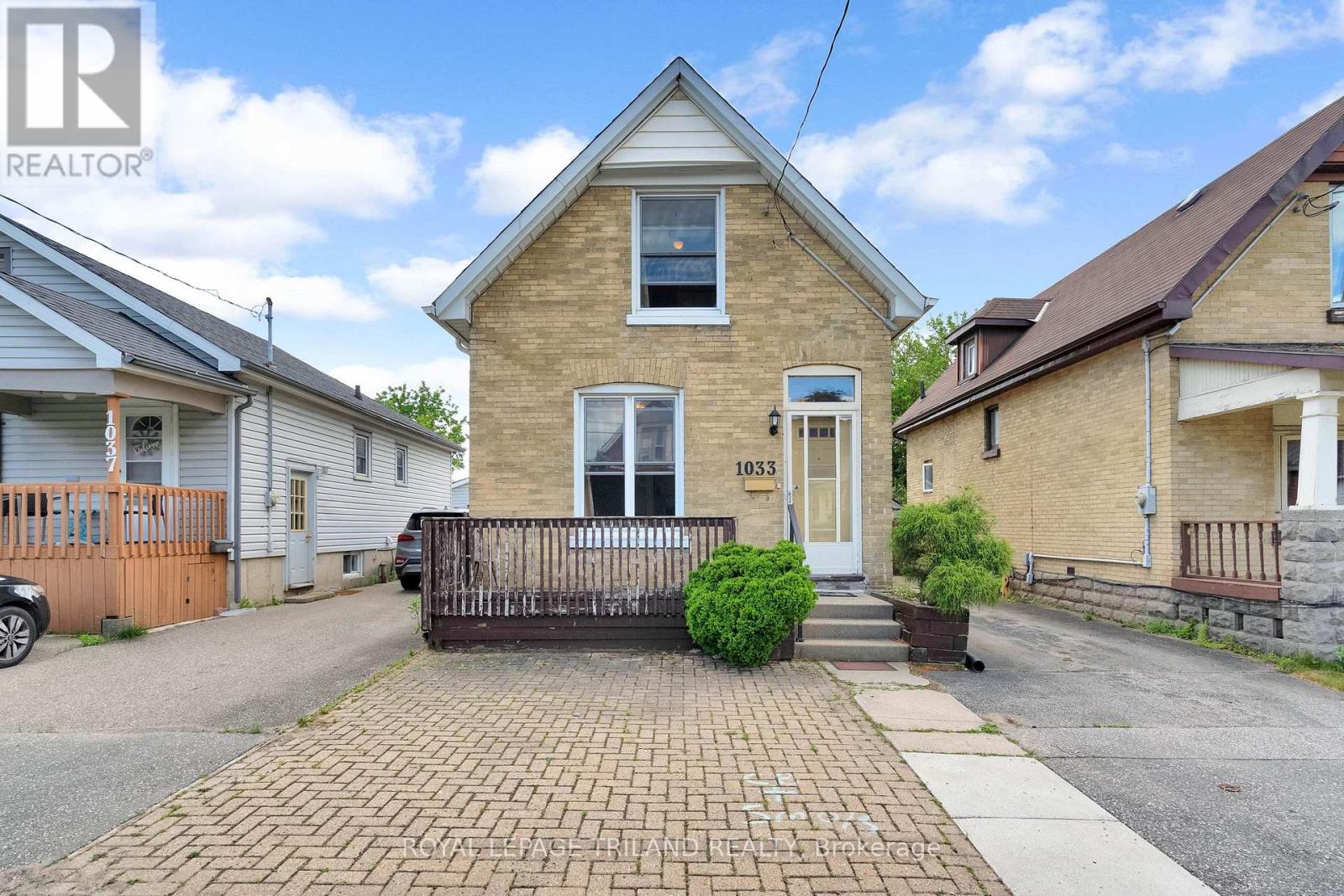 1033 TRAFALGAR STREET, London East (East M)