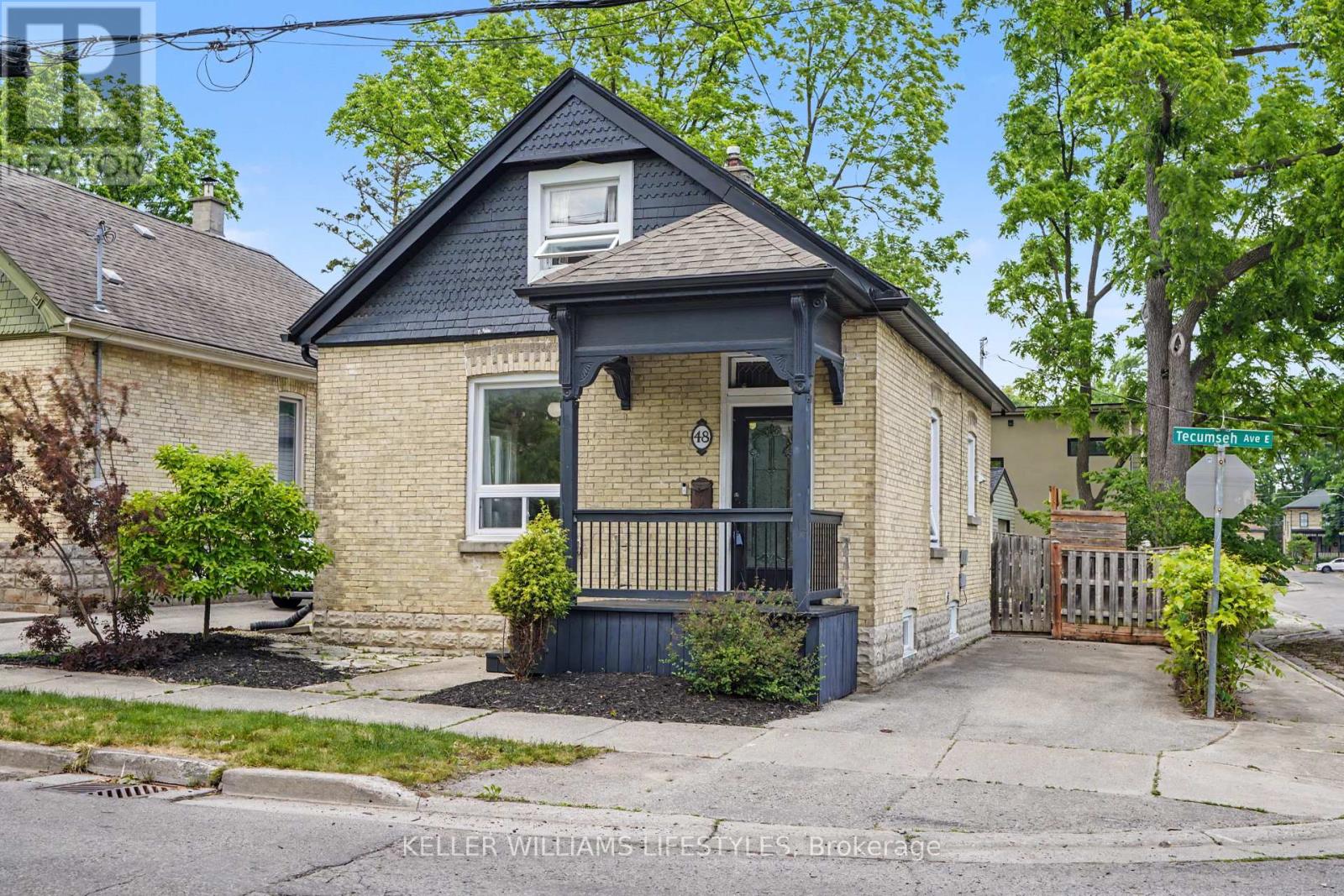 48 TECUMSEH AVENUE E, London South (South F)
